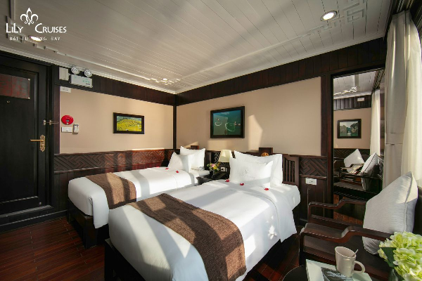 Lily Cruise Halong Bay 2 Days 1 Night - photo 11